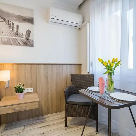 Myflat Laura Апартаменты *